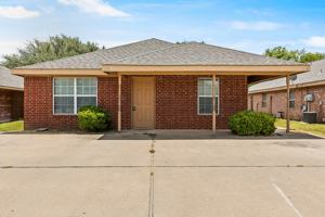 featured image of 217 E East Craven Avenue #D