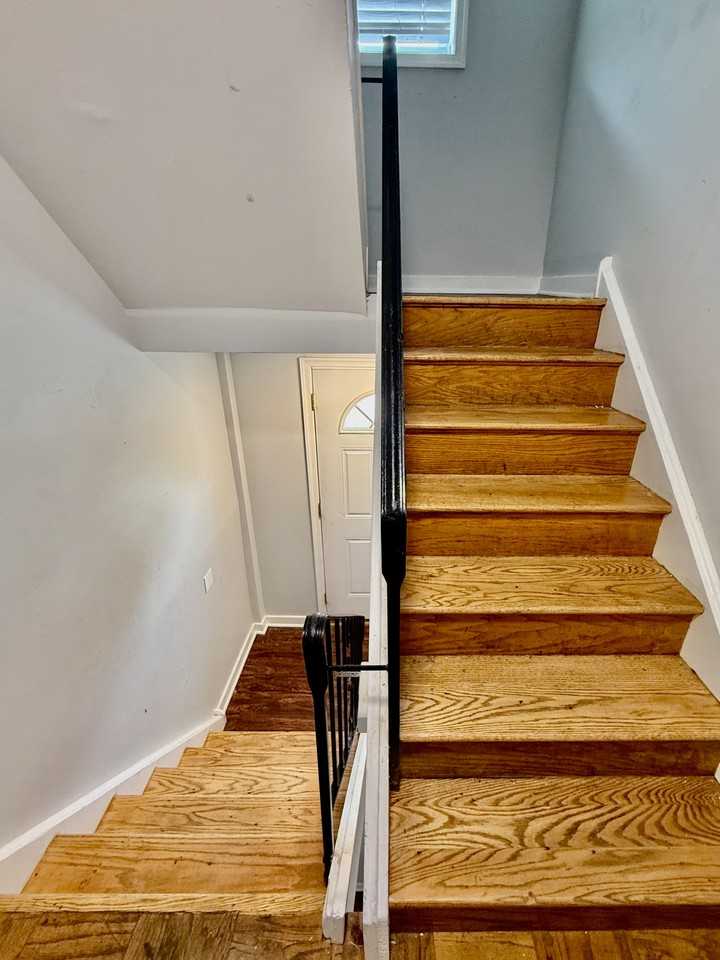 7011 Lindbergh Blvd #2ndFL - Photo 3 of 29