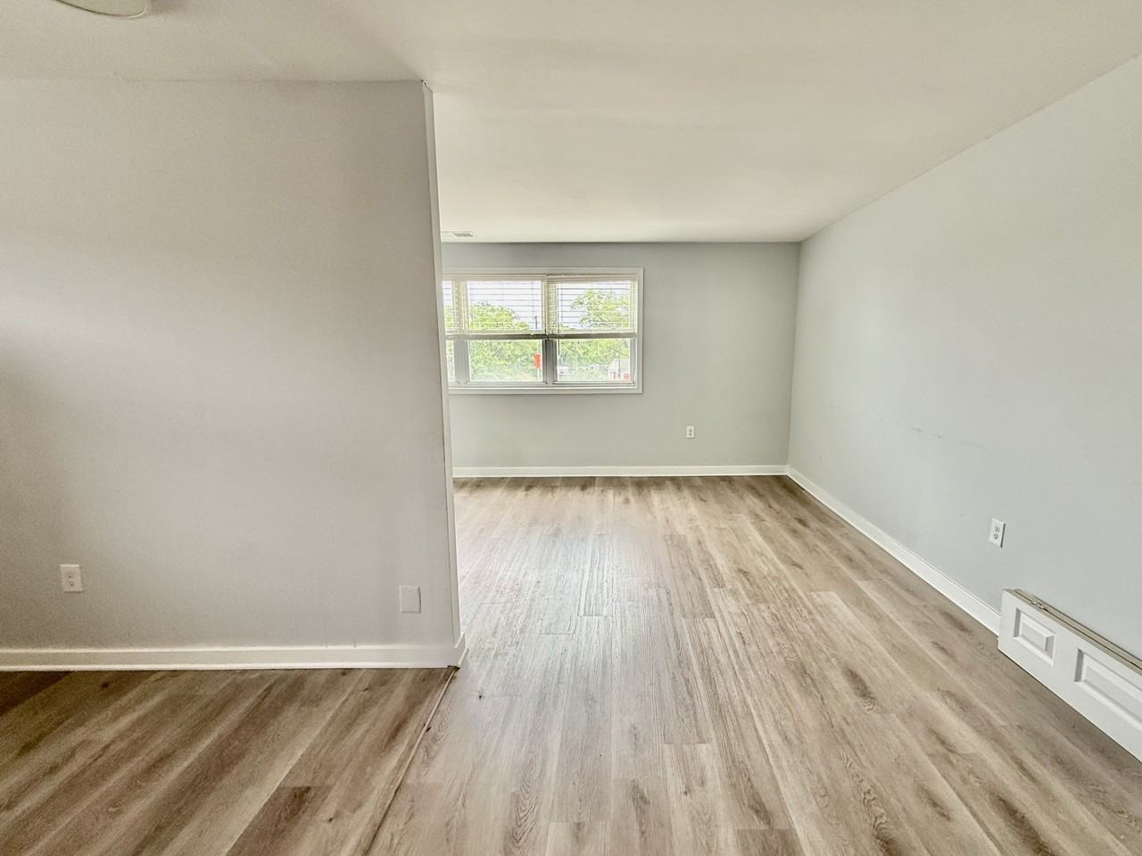 7011 Lindbergh Blvd #2ndFL - Photo 5 of 29