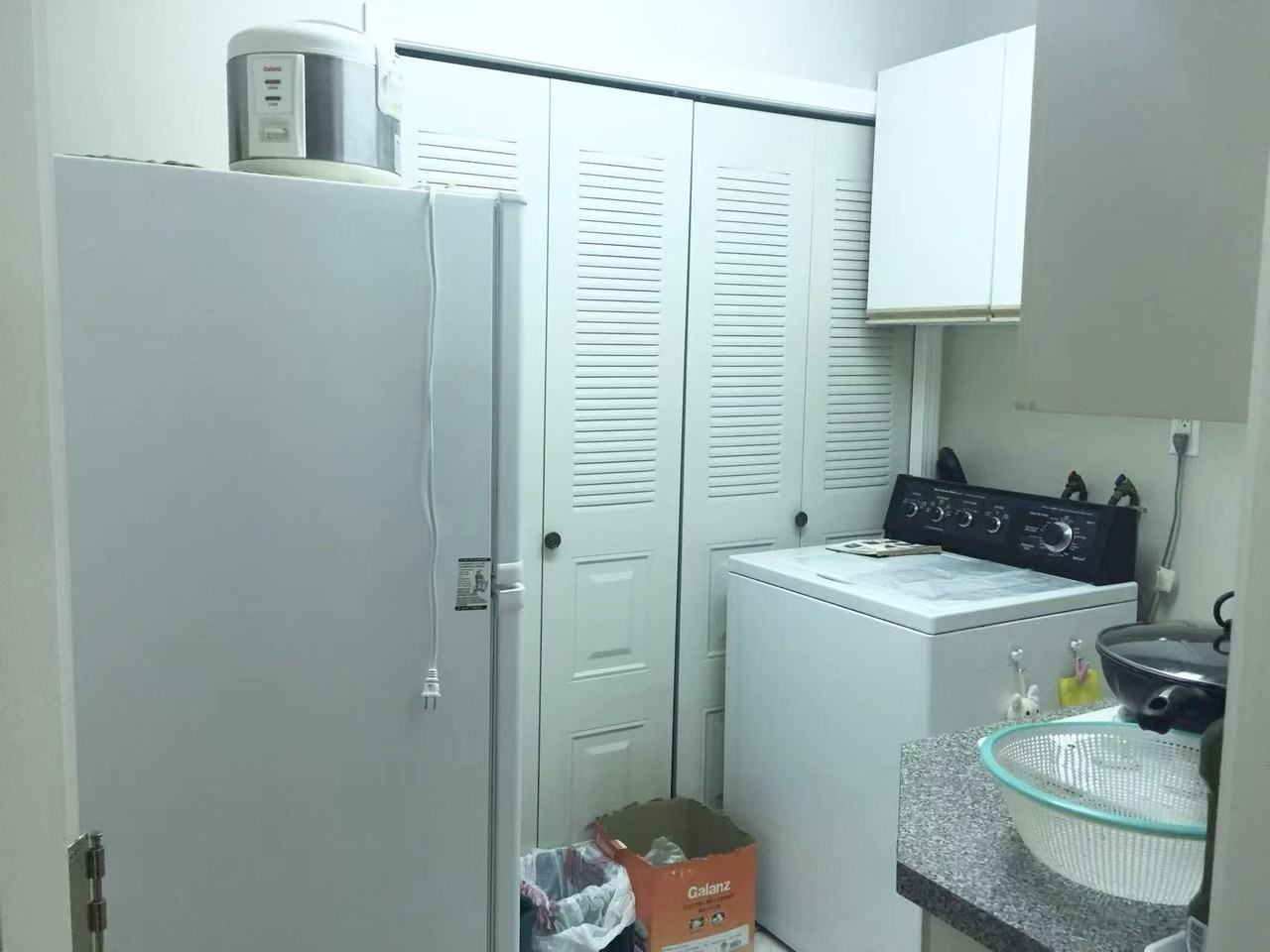 825 West 60th Avenue - Photo 3 of 5