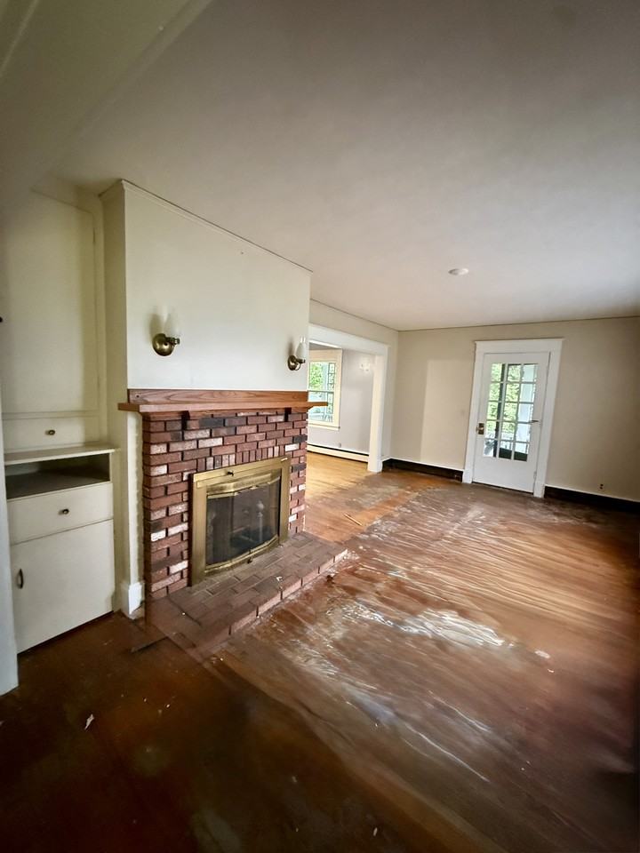 423 Norway St #1 - Photo 2 of 6