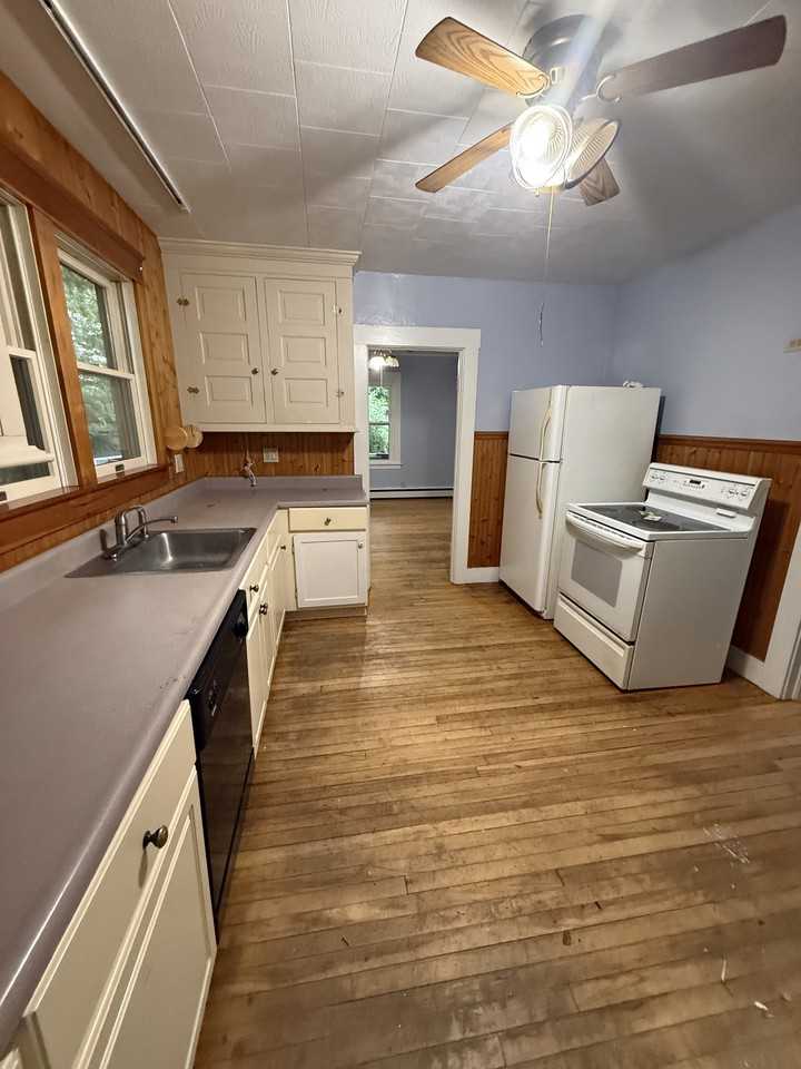 423 Norway St #1 - Photo 4 of 6