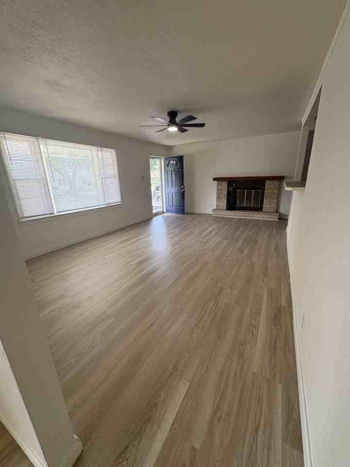 624 S Alleghany St #1 - Photo 3 of 17
