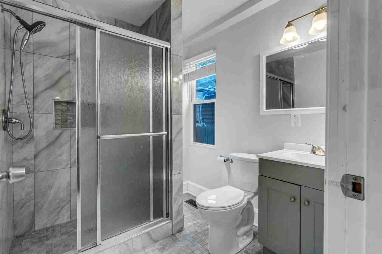127 Wythe Pkwy #1 - Photo 3 of 11