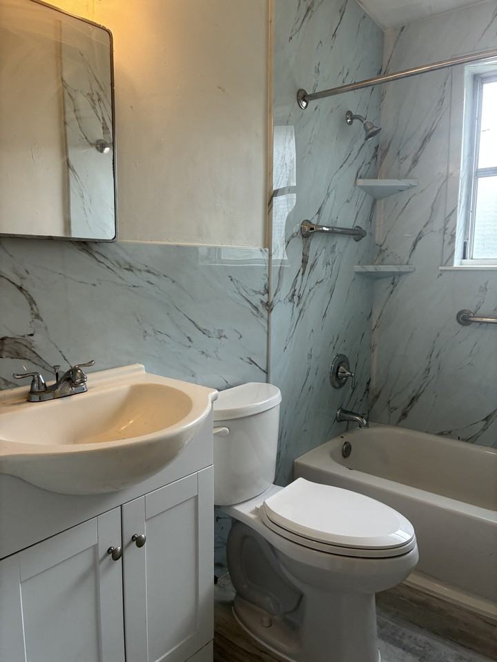2768 Hamilton Cir #1 - Photo 2 of 17