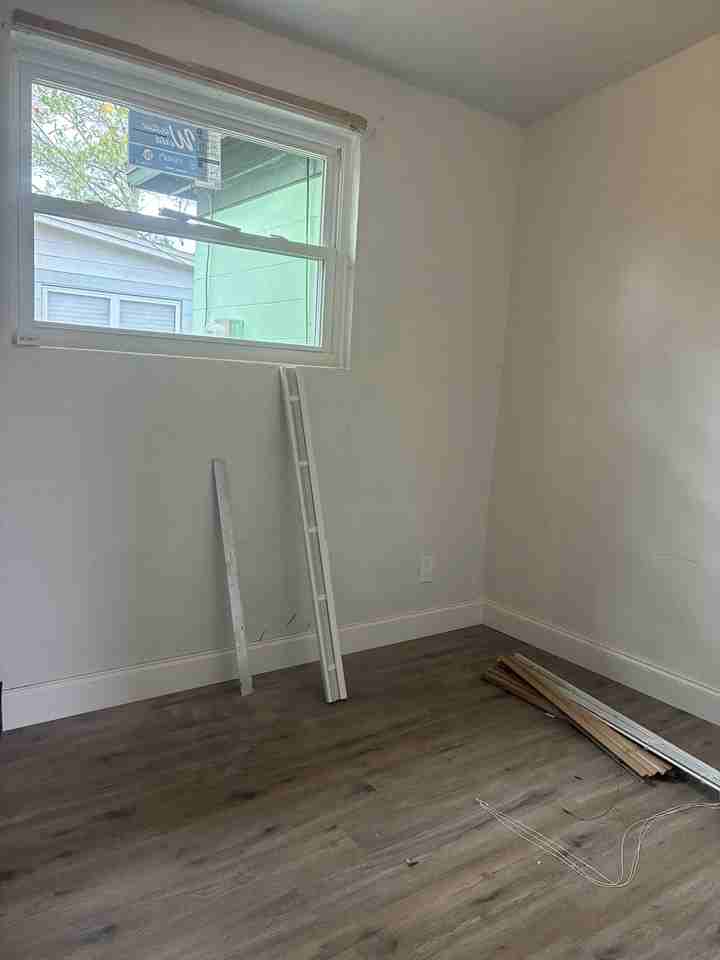 2768 Hamilton Cir #1 - Photo 4 of 17