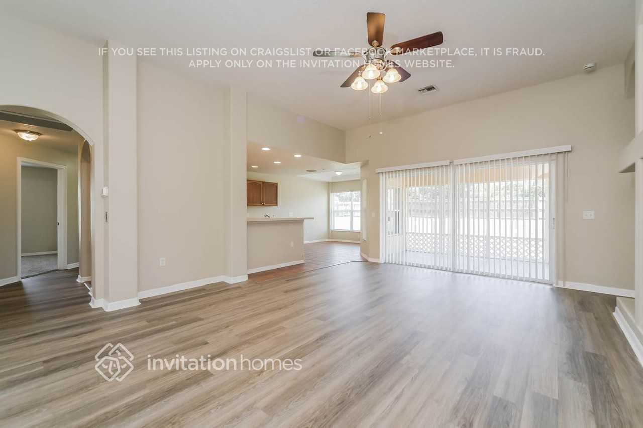 13343 Biscayne Dr - Photo 6 of 17