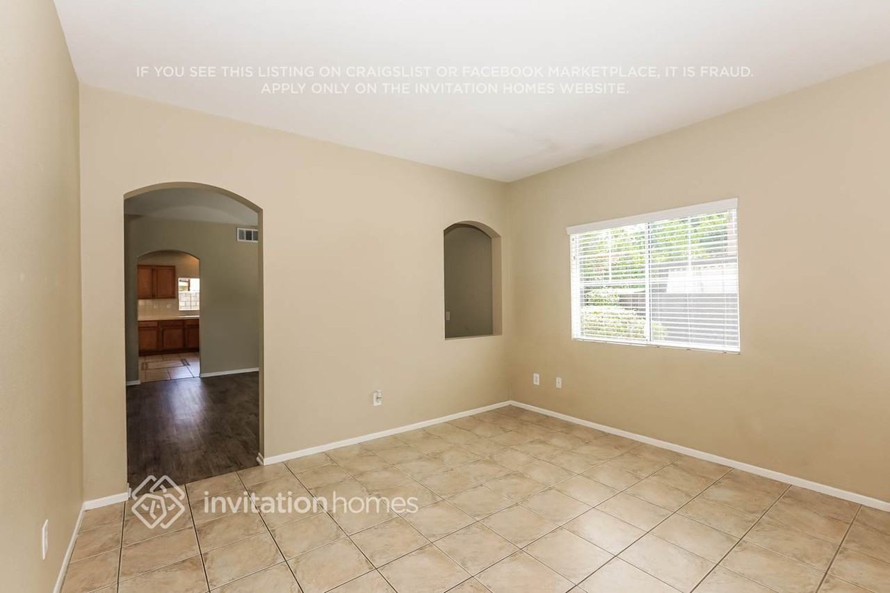 26186 Lawrence Union Dr - Photo 7 of 18