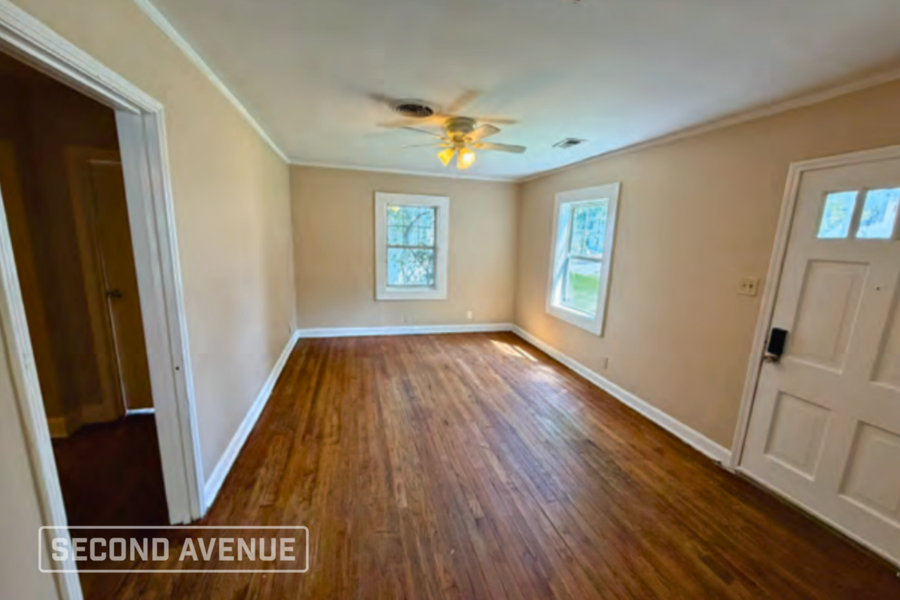 2628 Lowell Ave - Photo 3 of 25
