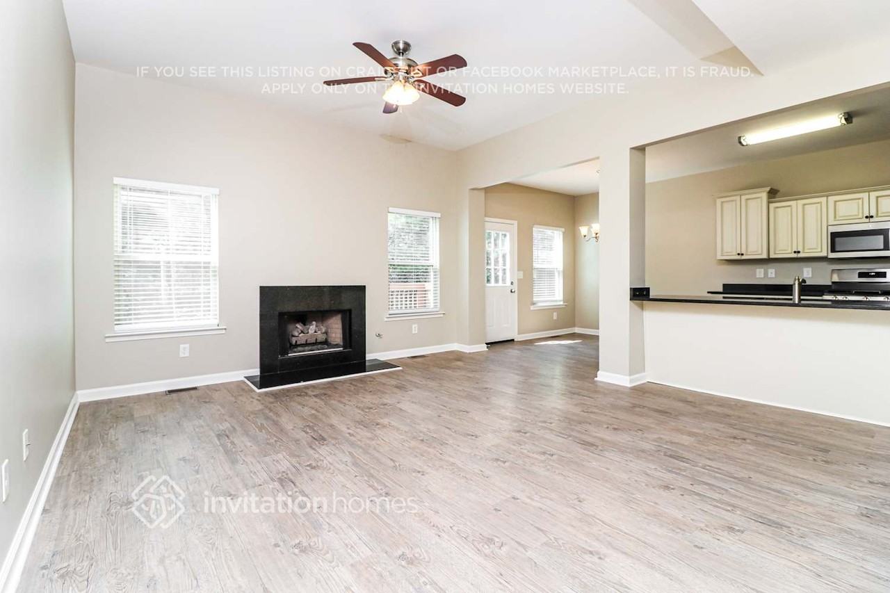 88 Norton Ave - Photo 6 of 19