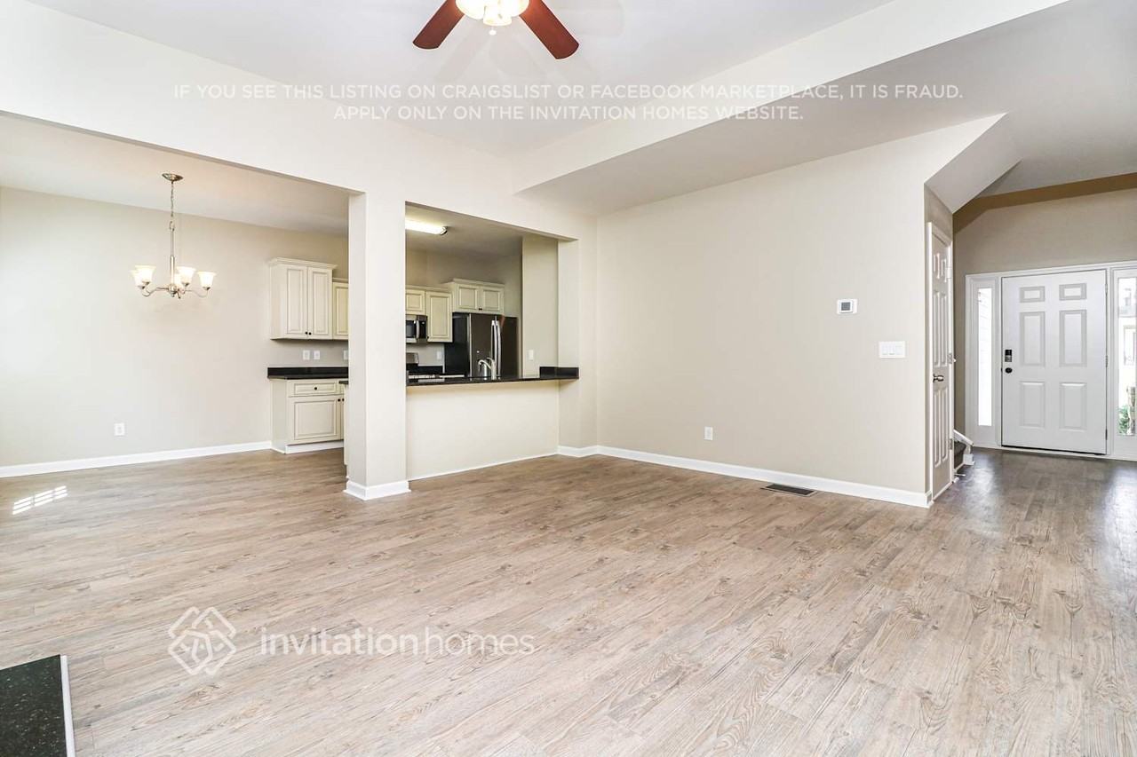 88 Norton Ave - Photo 7 of 19