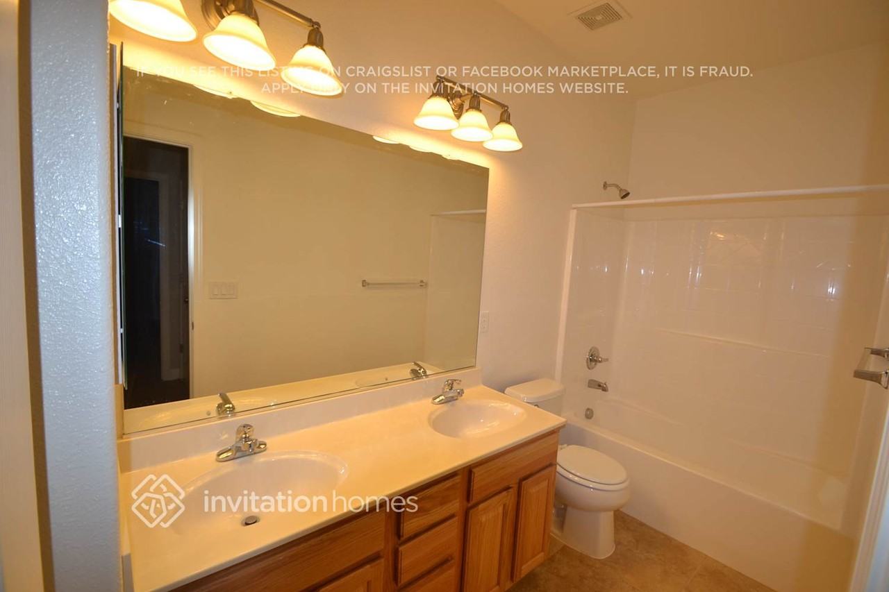 5289 Moonlit Bay Way - Photo 4 of 6