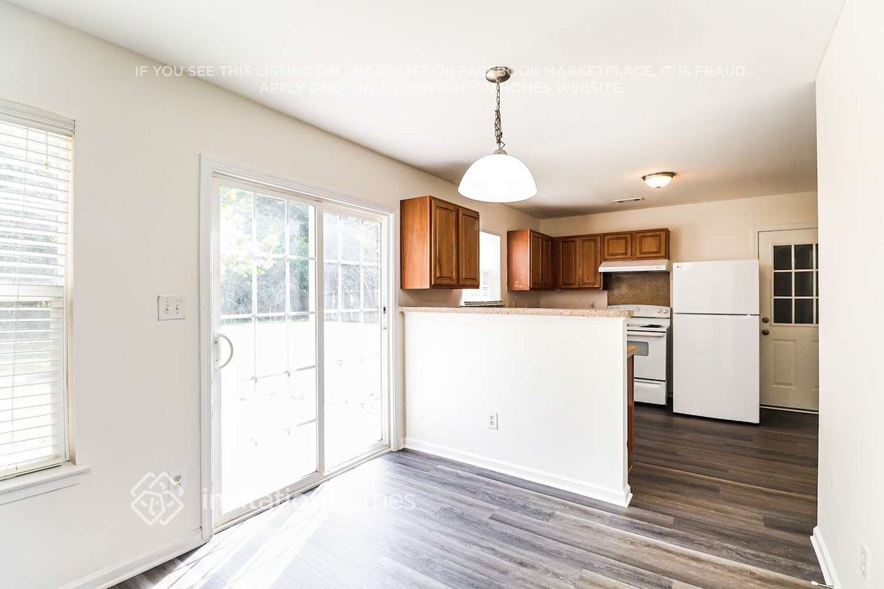 214 Glencroft Dr - Photo 7 of 18