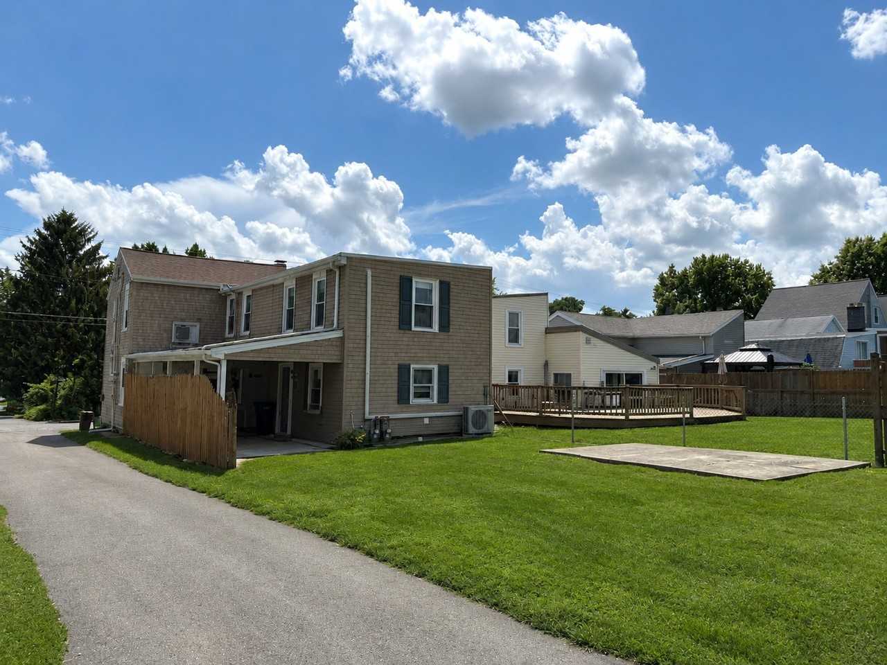 258 W Walnut St #REAR - Photo 3 of 13