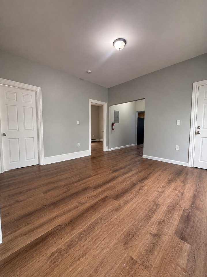 80 Vandewater St #1 - Photo 5 of 18