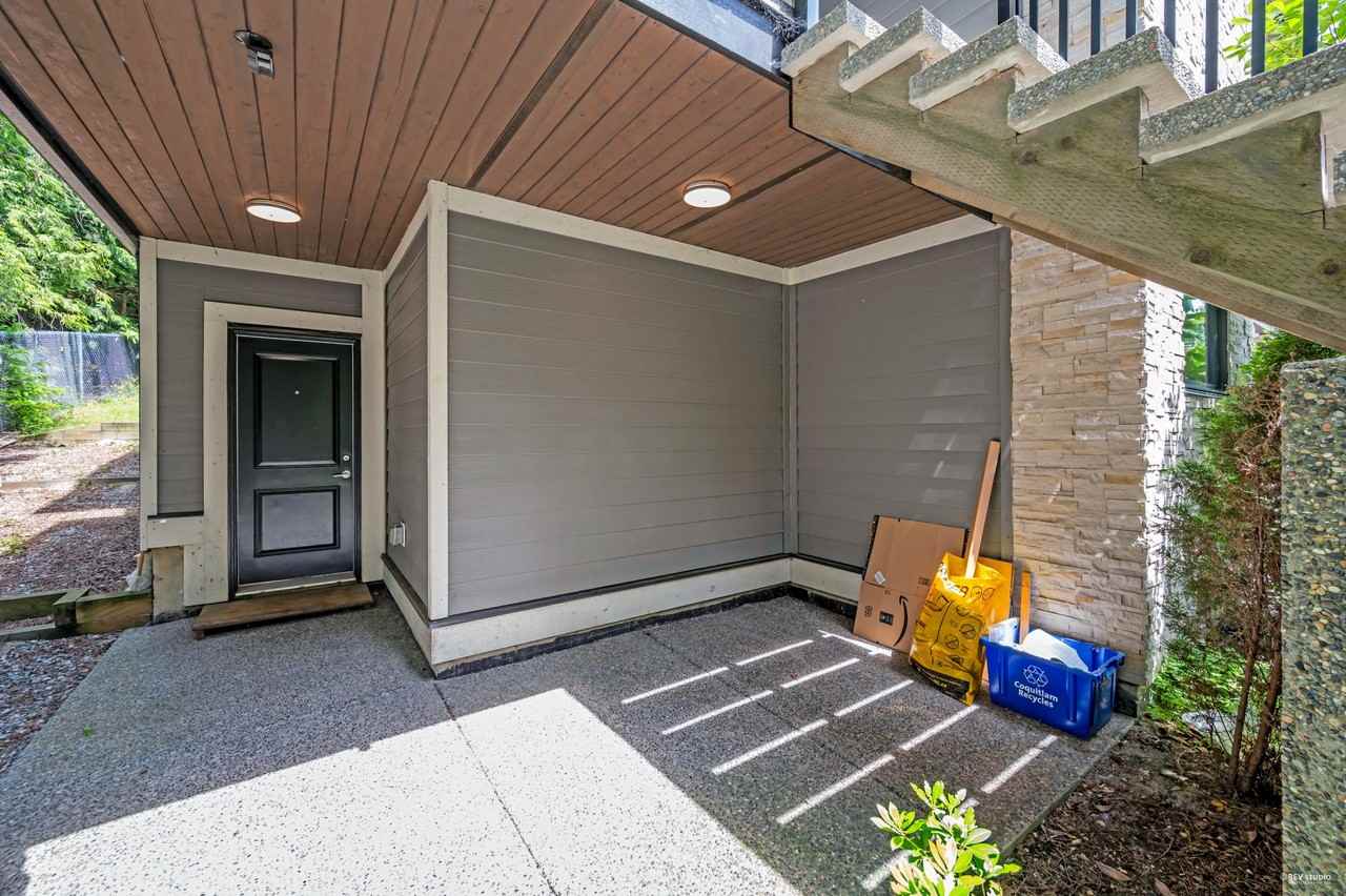 3385 Darwin Avenue - Photo 3 of 24