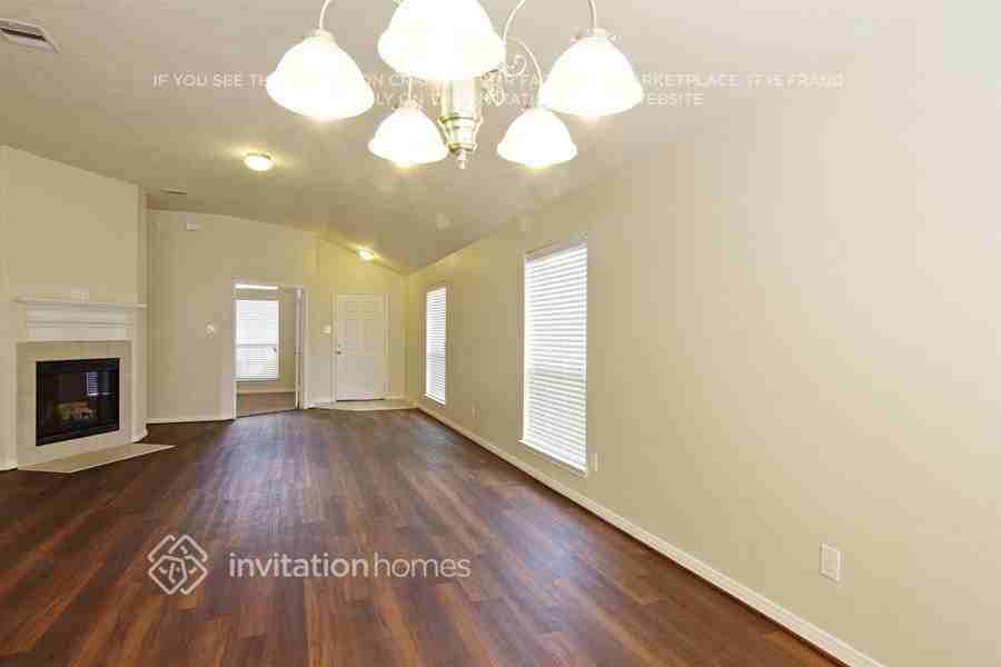 129 Rodeo Dr - Photo 5 of 20