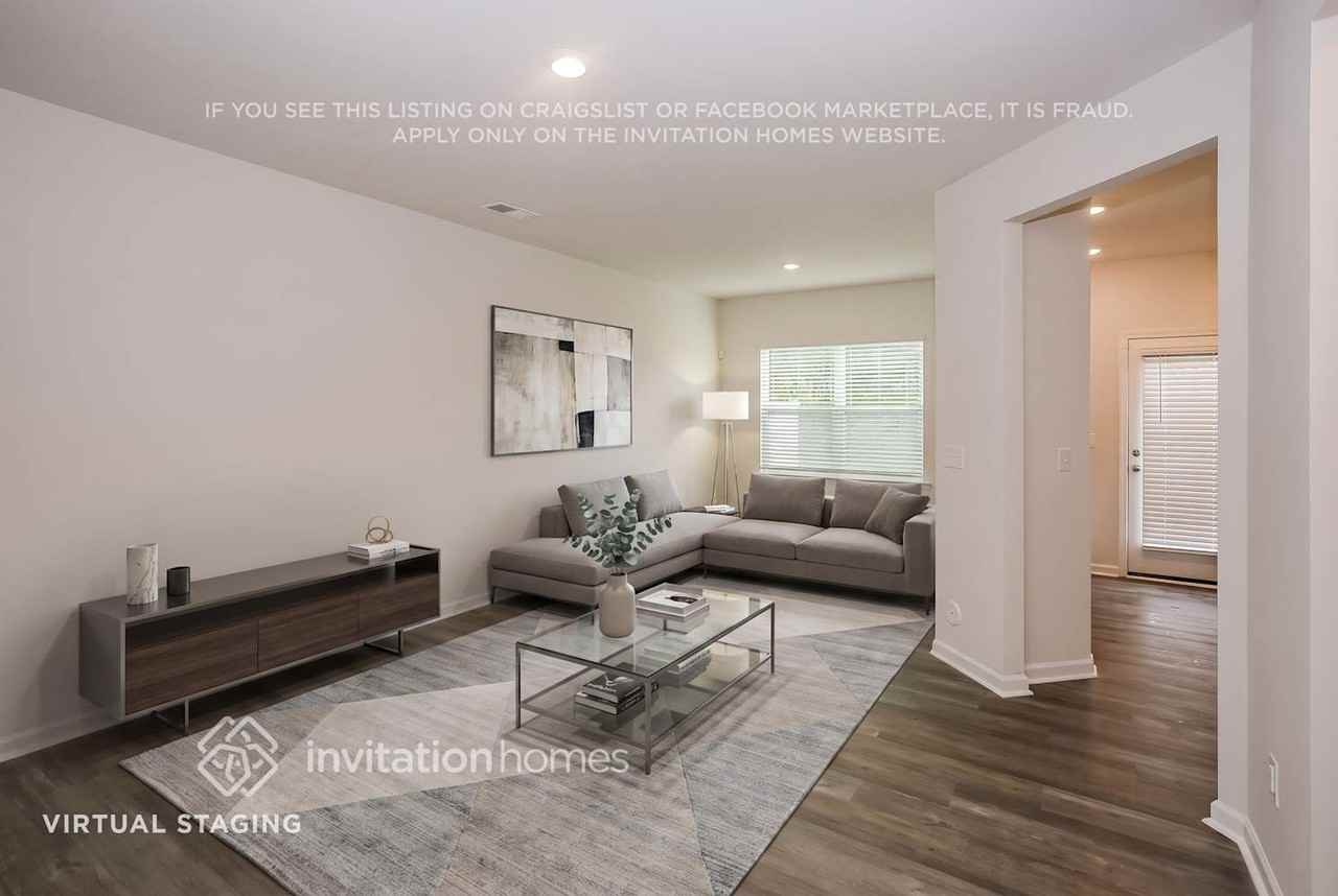 11561 Brier Village Ln - Photo 6 of 20