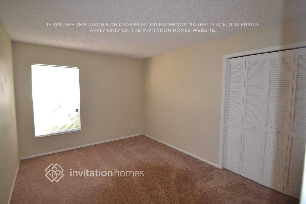 12535 Newfield Dr - Photo 6 of 10