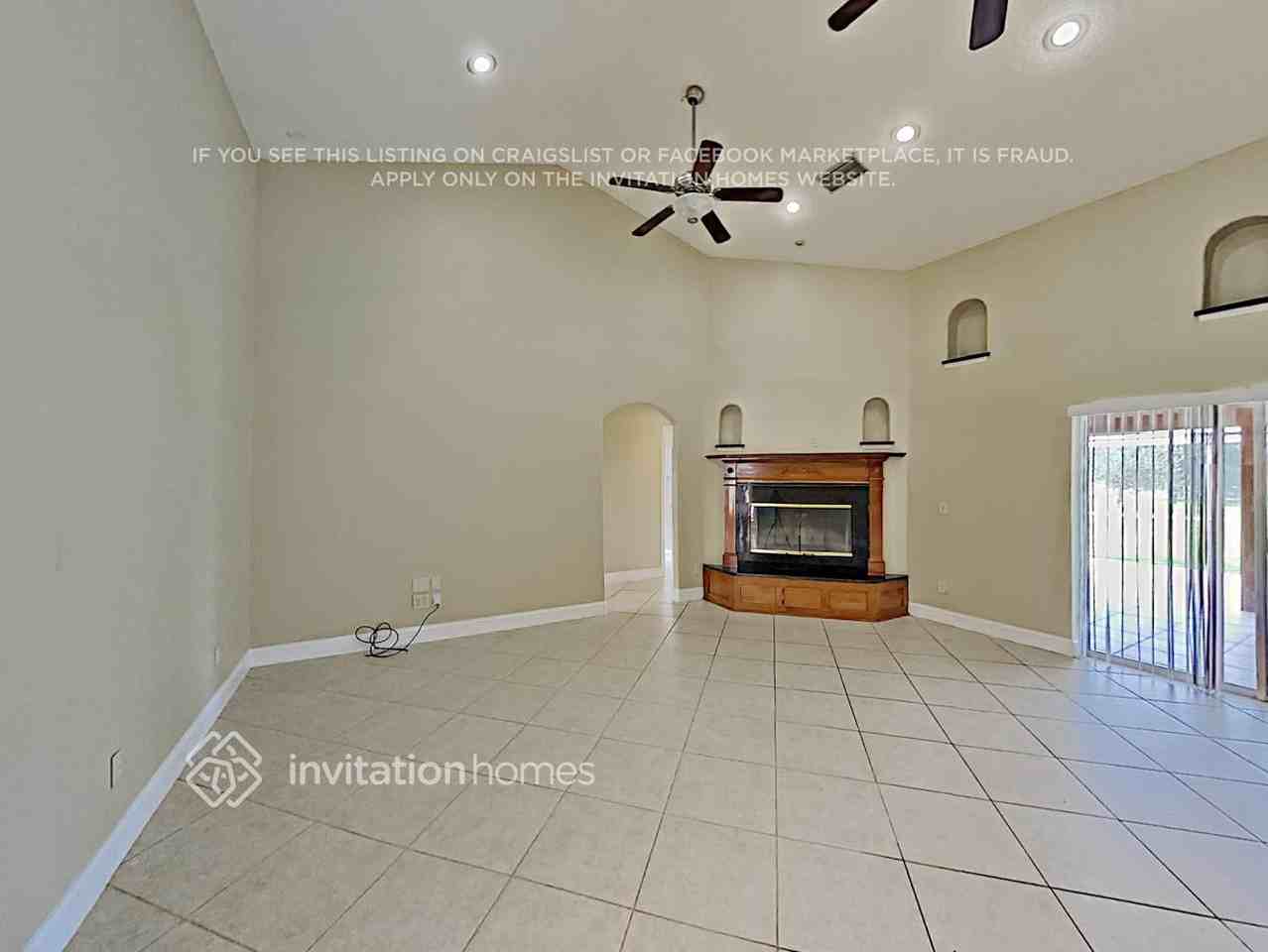 19727 Sabal St - Photo 6 of 22