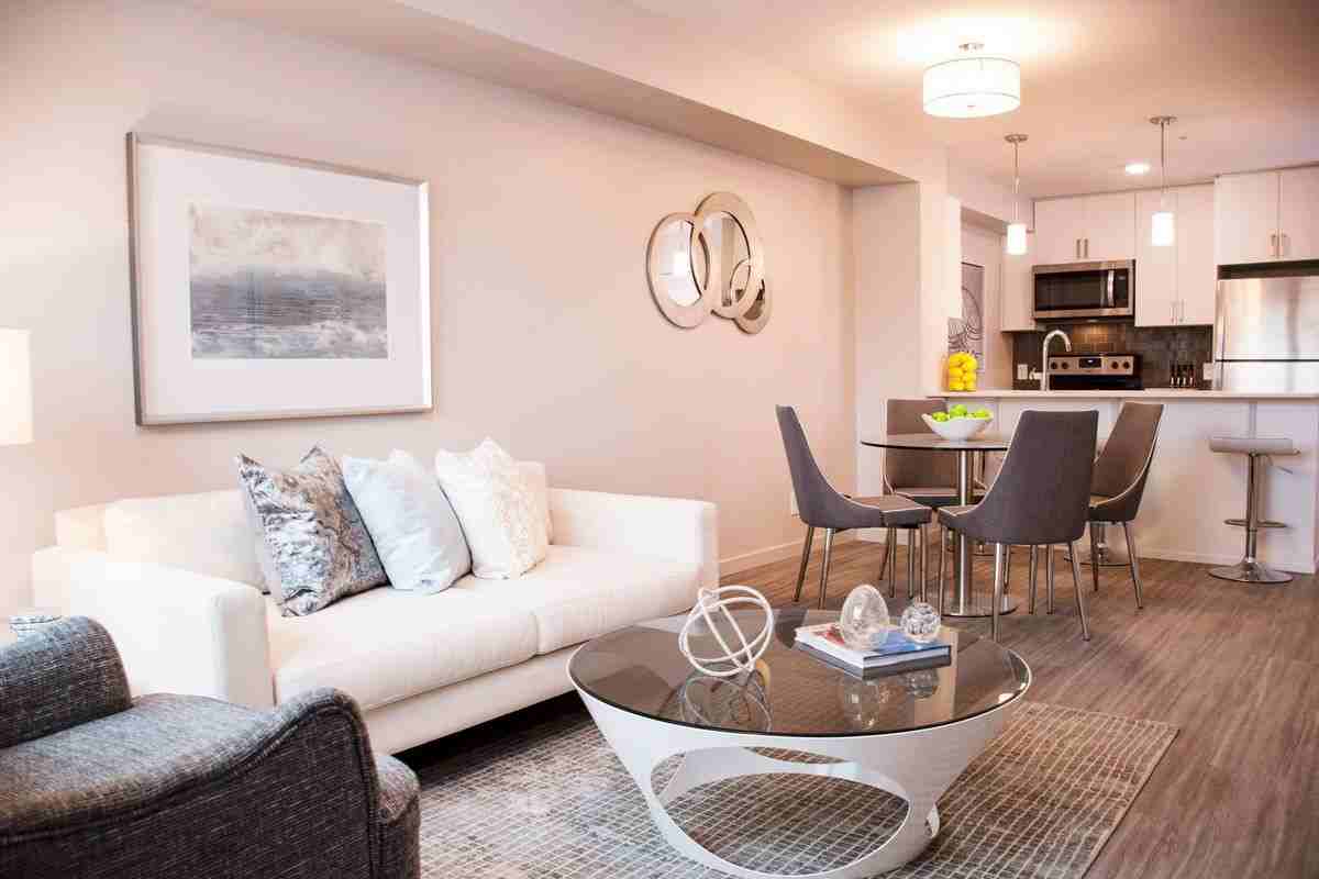 Parkwood Place - Photo 6 of 39