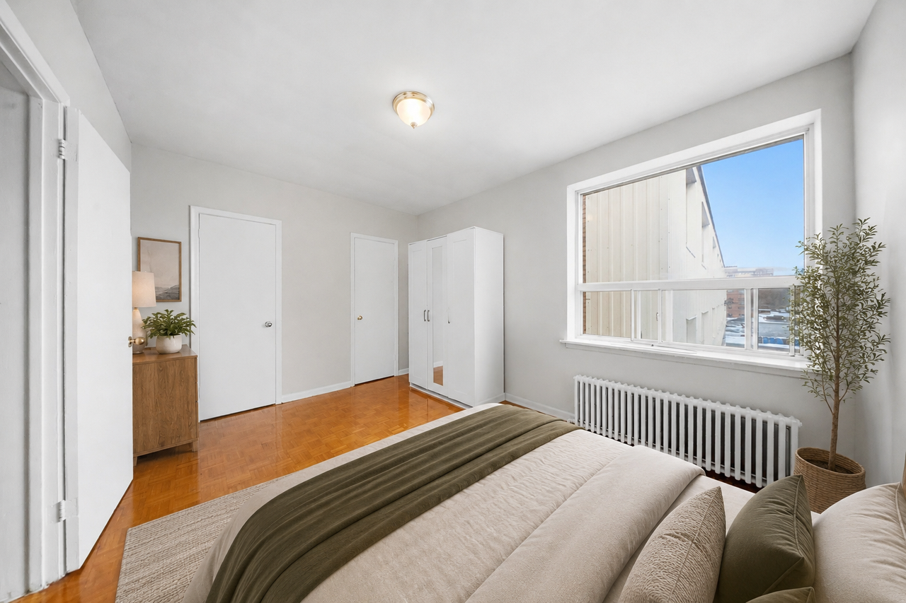 1617 Victoria Park Avenue - Photo 5 of 10