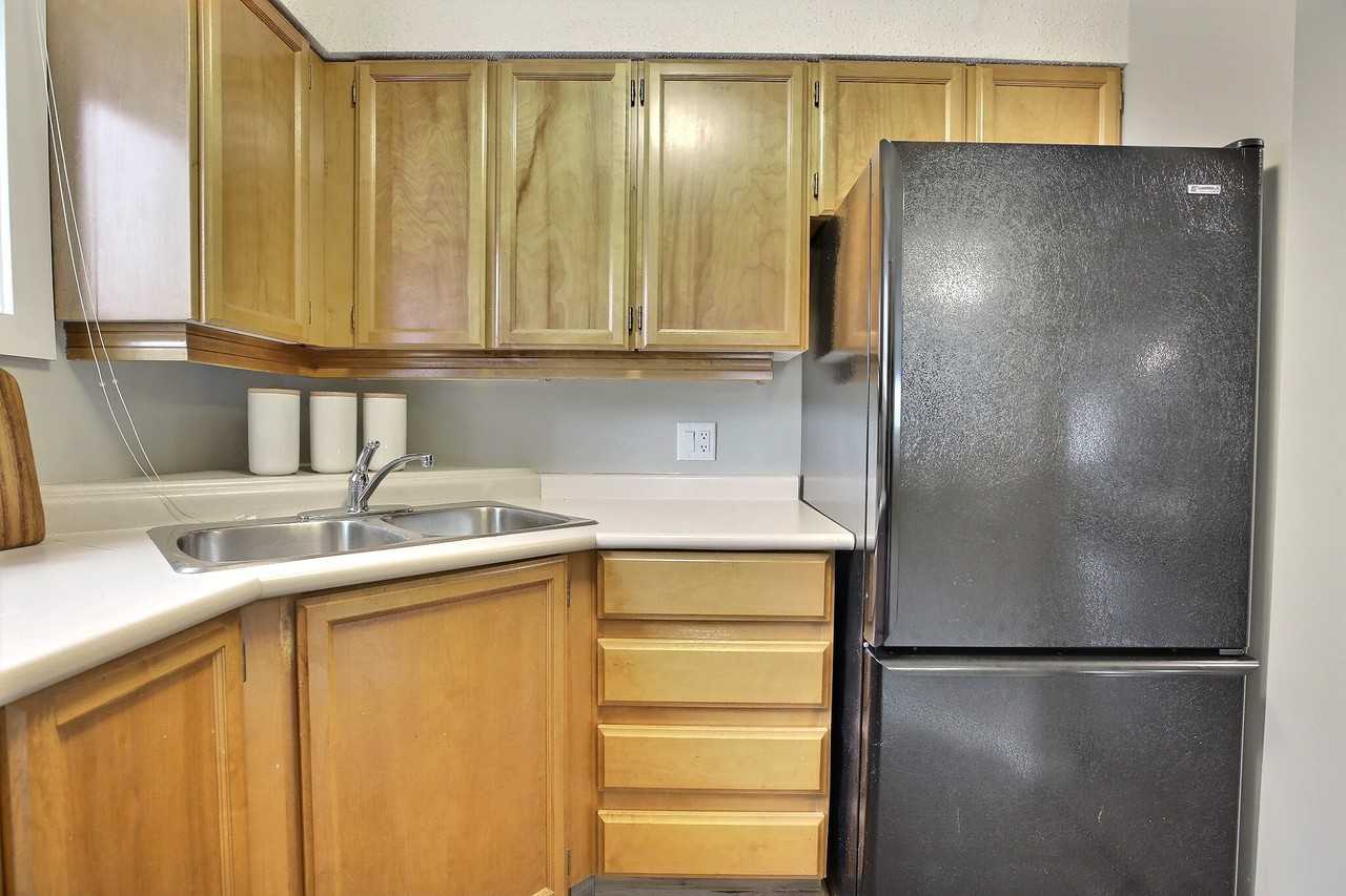 Janson Apartments - Photo 2 of 20