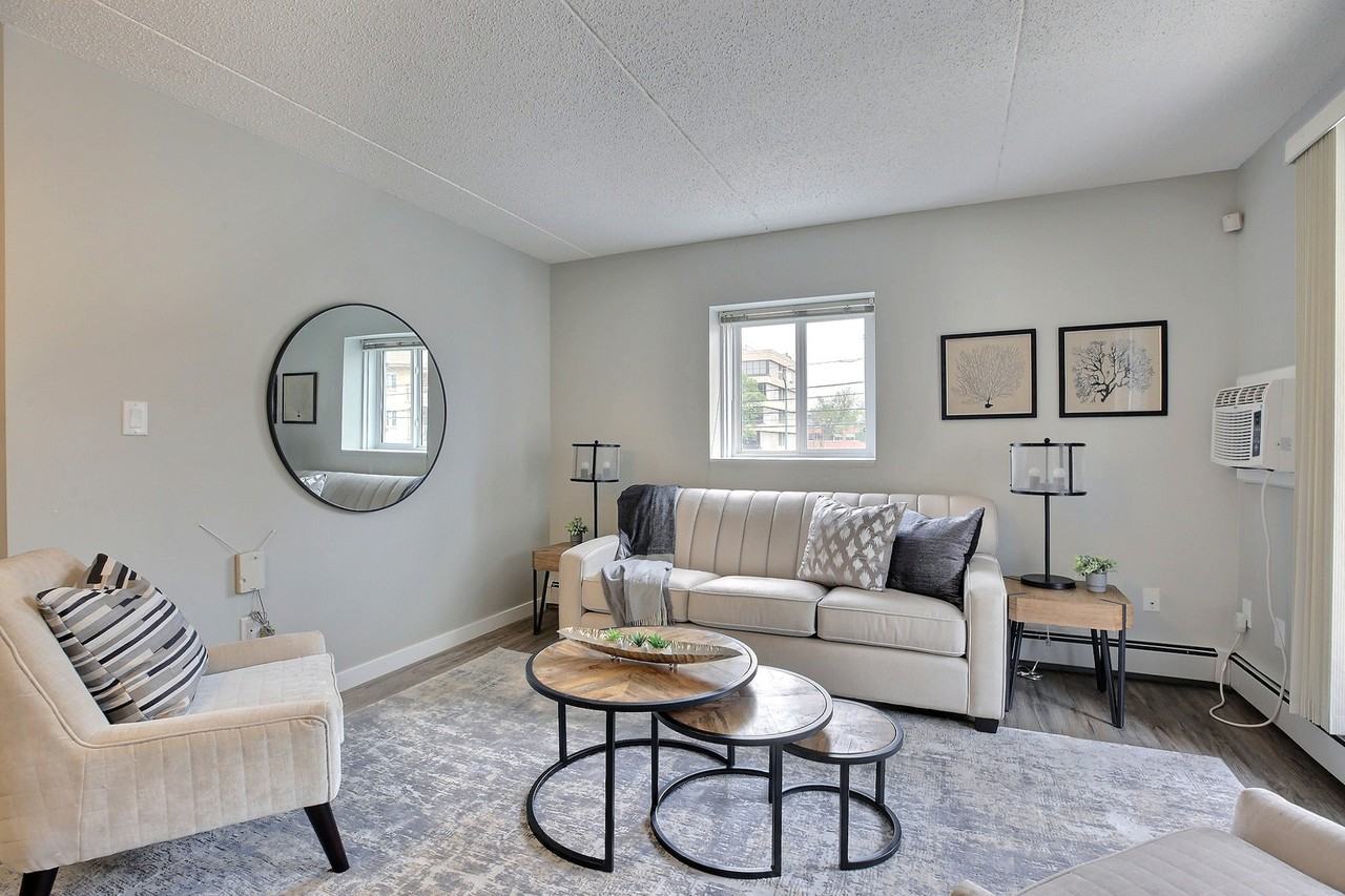Janson Apartments - Photo 4 of 20