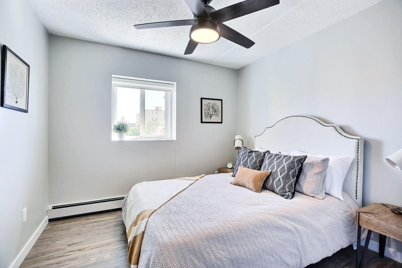 Janson Apartments - Photo 3 of 20