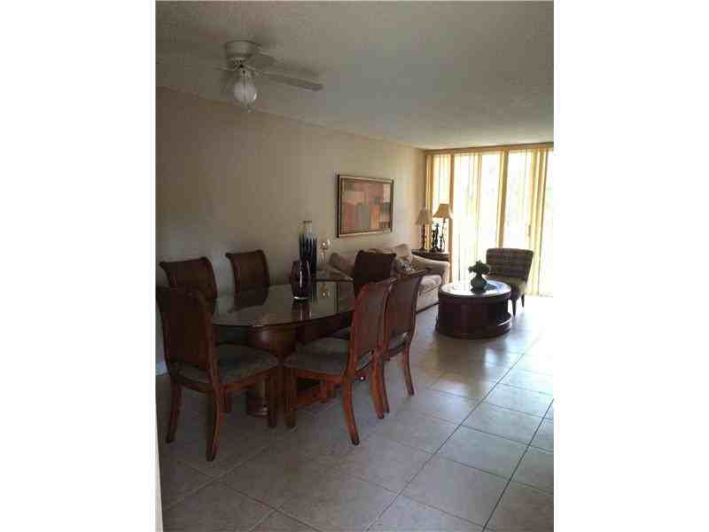 4886 NW 97th Pl - Photo 2 of 6