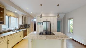 featured image of 3825 1 St Ne