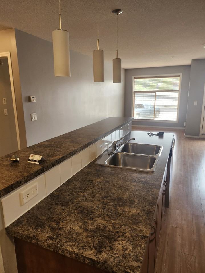 700 Willow Brook Rd Nw - Photo 2 of 10