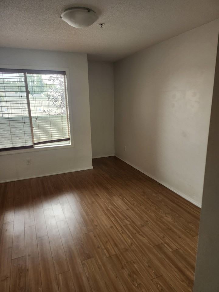 700 Willow Brook Rd Nw - Photo 6 of 10