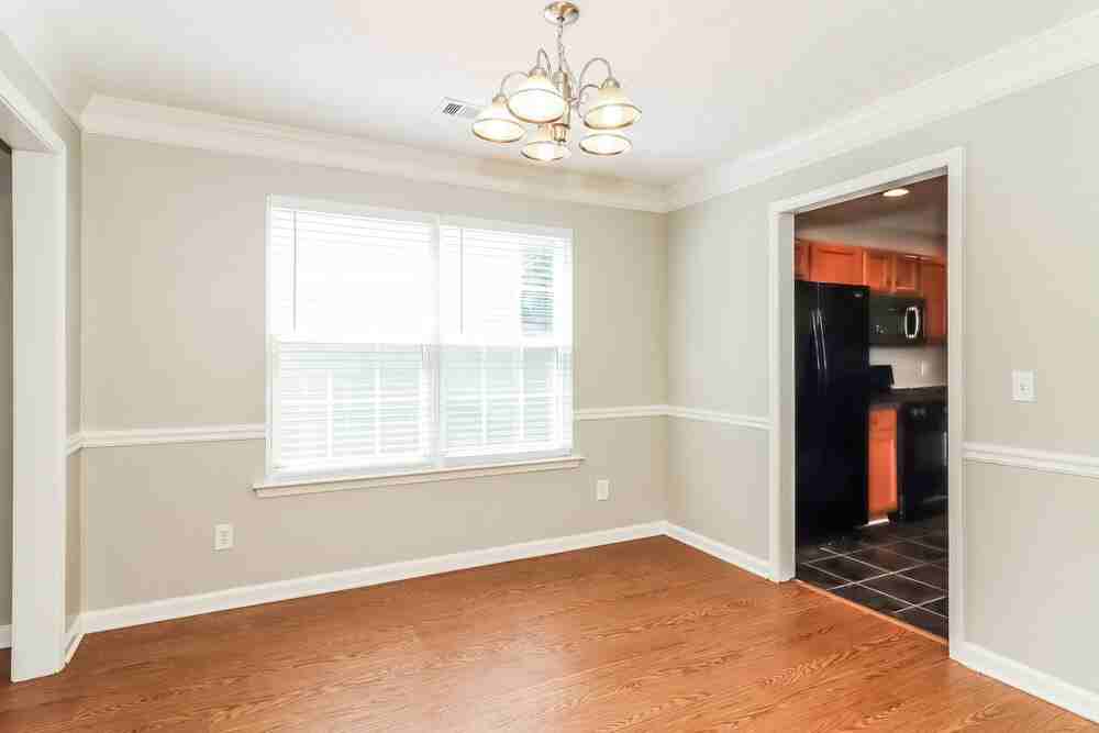 340 Meadows Ln - Photo 7 of 17