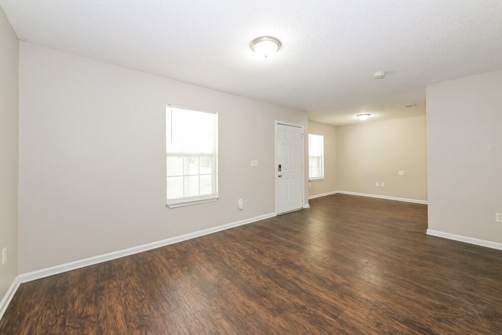7926 Pipit Ave - Photo 4 of 16