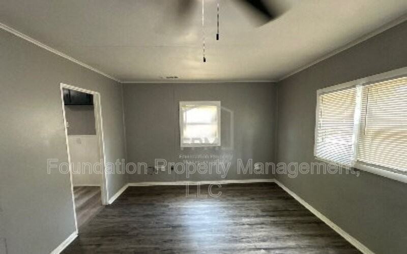 969 Joel Ave - Photo 7 of 13