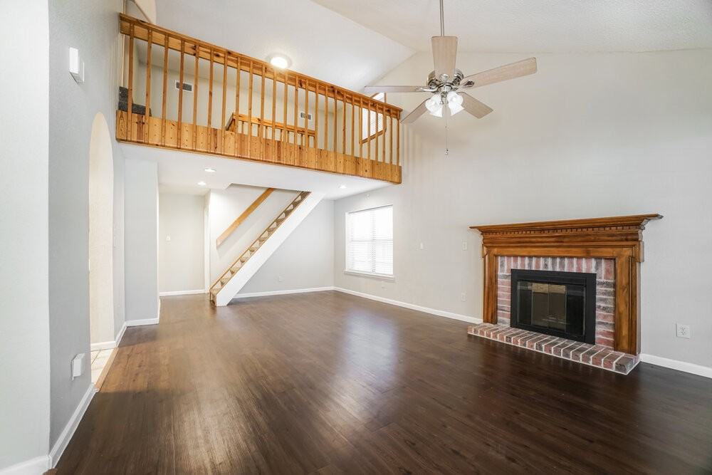 17219 Harmony Hill Dr - Photo 4 of 17
