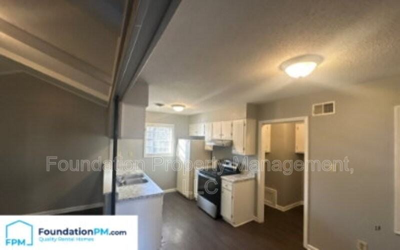 4023 Haliburton St - Photo 4 of 11
