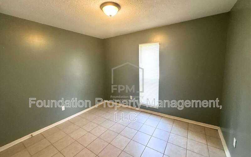 4430 Tarleton Dr - Photo 7 of 12