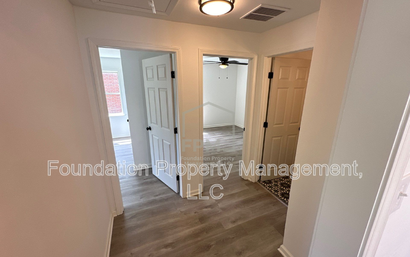 3694 Marion Ave - Photo 6 of 12