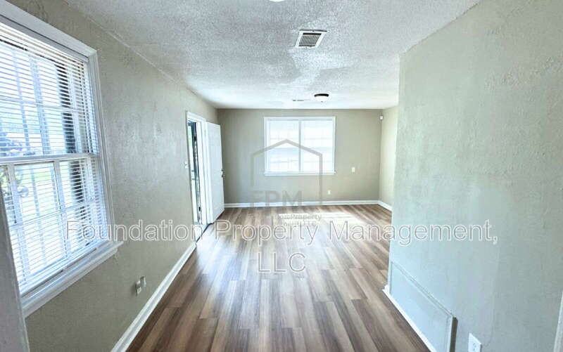 408 Jacklyn Ave - Photo 3 of 13