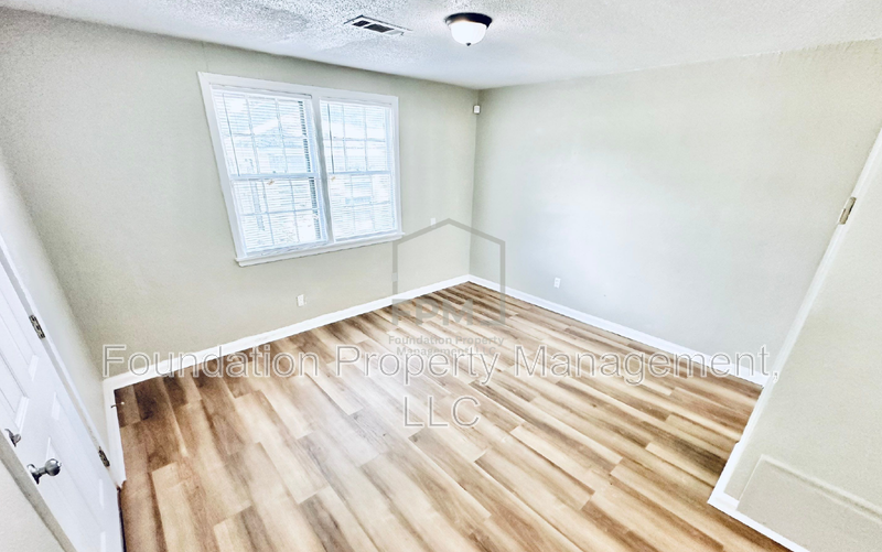 408 Jacklyn Ave - Photo 6 of 13