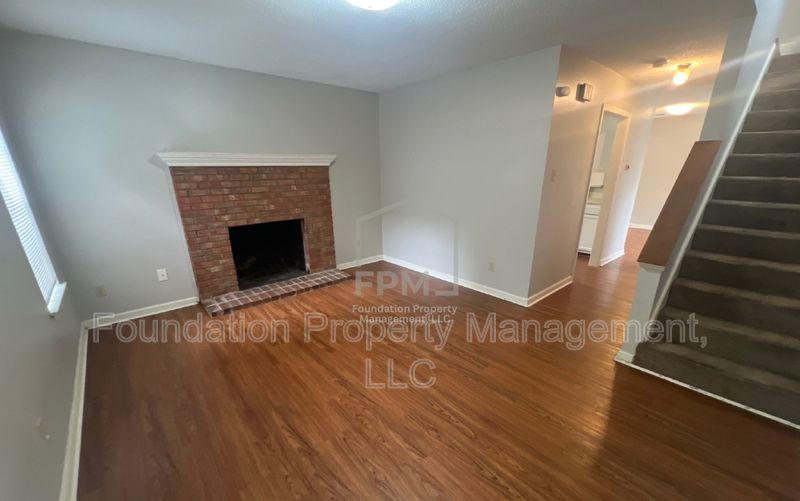 671 Echles St #1 - Photo 5 of 18