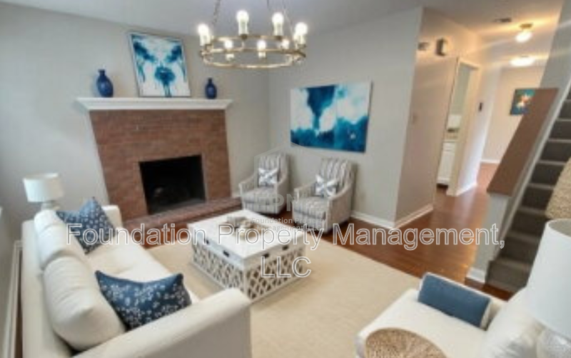 671 Echles St #1 - Photo 6 of 18