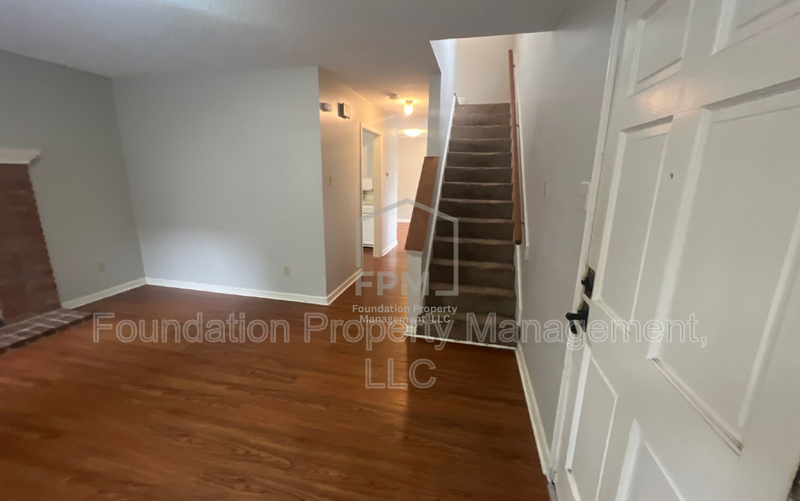 671 Echles St #1 - Photo 7 of 18