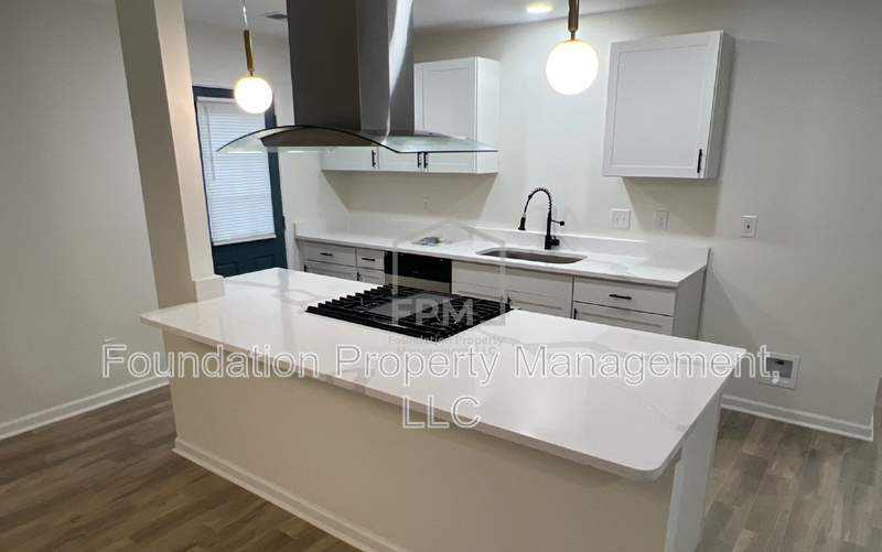 3851 Selden Cv - Photo 3 of 14