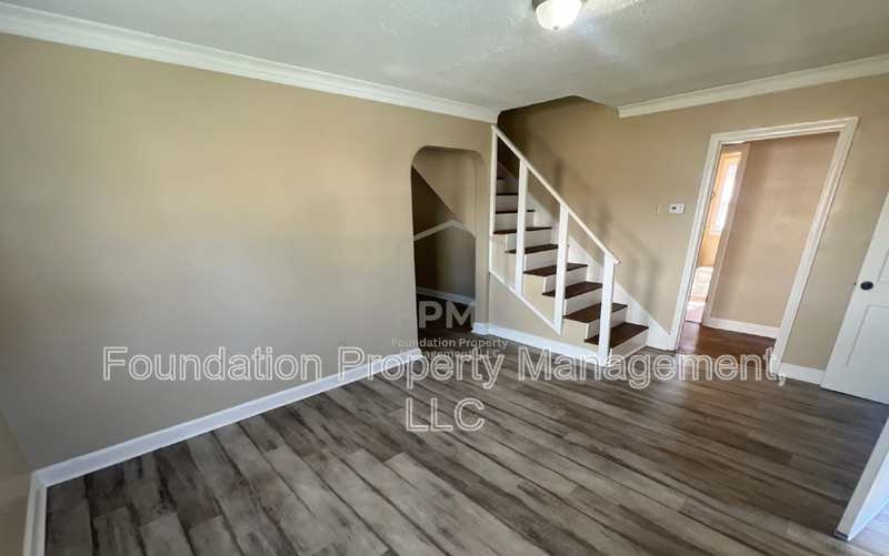 1838 Mcmillan St - Photo 5 of 16