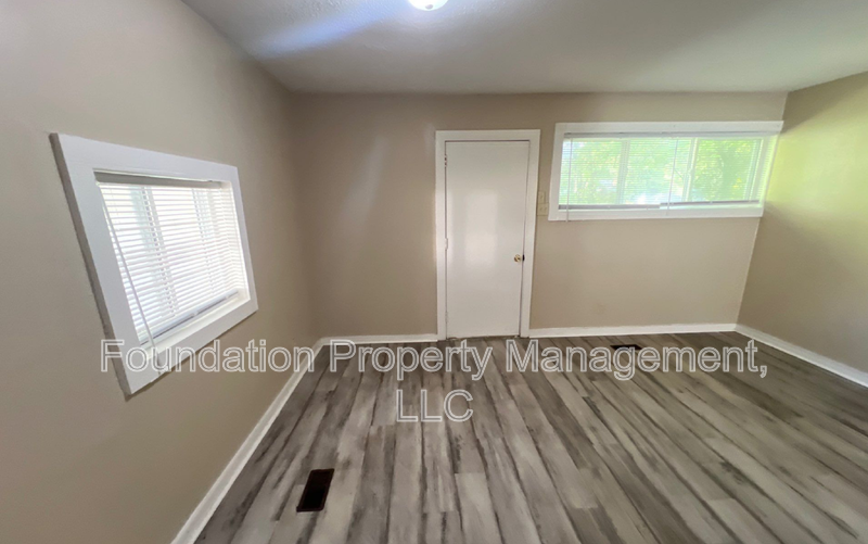 1838 Mcmillan St - Photo 7 of 16