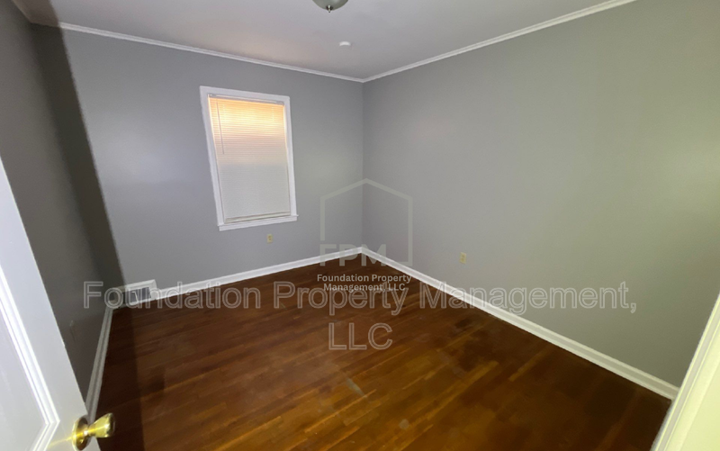 2064 Wellons Ave - Photo 6 of 7