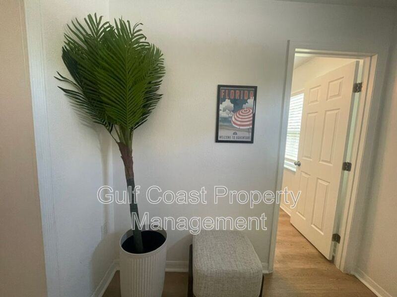 2229 Montclair Dr - Photo 7 of 22